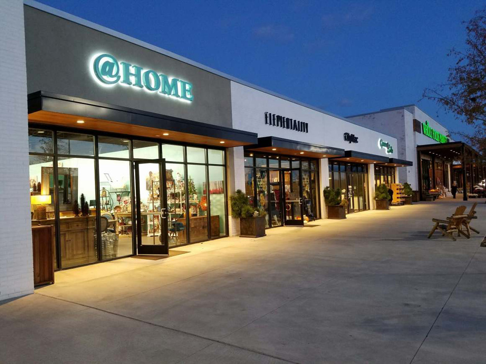 12602545-ahome-store-front